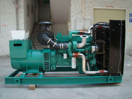 温宿1100kw康明斯柴油发电机组图片 温宿1100kw康明斯柴油发电机组图片